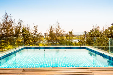 Cost of Glass Pool Fence Repair in Leisure City, FL
